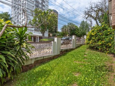 Casa à venda com 250m², 4 quartos, 1 suíte, 5 vagas no bairro Menino Deus em Porto Alegre - Foto 61