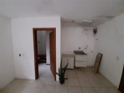 Casa Condominio à venda com 180m², 3 quartos, 1 suíte, 2 vagas no bairro Ipanema em Porto Alegre - Foto 21