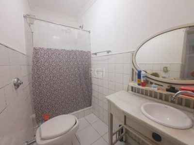 Apartamento à venda com 107m², 2 quartos, 1 suíte, 1 vaga no bairro Floresta em Porto Alegre - Foto 15