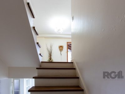 Casa à venda com 309m², 3 quartos, 2 suítes, 3 vagas no bairro Ipanema em Porto Alegre - Foto 27