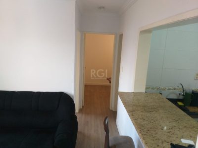 Apartamento à venda com 46m², 2 quartos, 1 vaga no bairro Ipanema em Porto Alegre - Foto 2