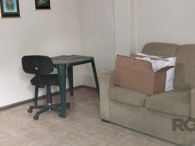 Casa à venda com 70m², 2 quartos no bairro Menino Deus em Porto Alegre - Foto 7