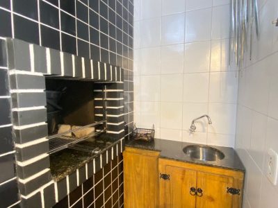 Apartamento à venda com 58m², 1 quarto no bairro Centro em Capão da Canoa - Foto 5