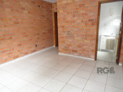 Casa à venda com 306m², 3 quartos, 1 suíte, 1 vaga no bairro Vila Ipiranga em Porto Alegre - Foto 7