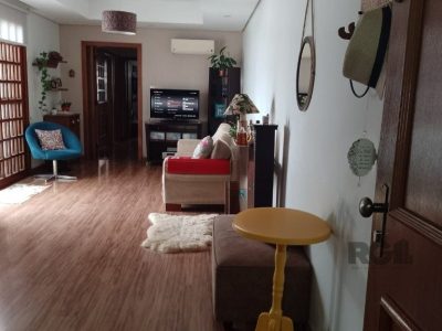 Apartamento à venda com 112m², 3 quartos no bairro Petrópolis em Porto Alegre - Foto 2