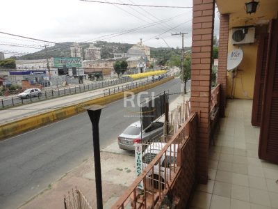 Predio à venda com 300m², 4 quartos, 2 suítes, 9 vagas no bairro Partenon em Porto Alegre - Foto 8