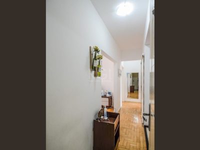 Apartamento à venda com 70m², 2 quartos no bairro Centro Histórico em Porto Alegre - Foto 2