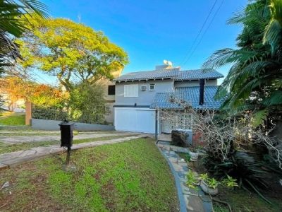 Casa à venda com 206m², 3 quartos, 1 suíte, 4 vagas no bairro Ipanema em Porto Alegre - Foto 3