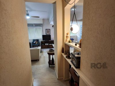 Apartamento à venda com 75m², 2 quartos no bairro Menino Deus em Porto Alegre - Foto 7