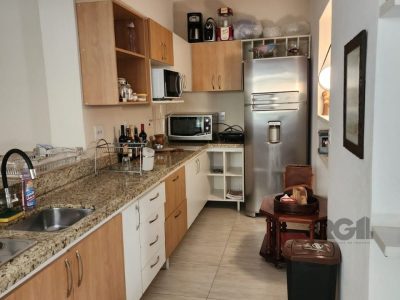 Apartamento à venda com 75m², 2 quartos no bairro Menino Deus em Porto Alegre - Foto 6