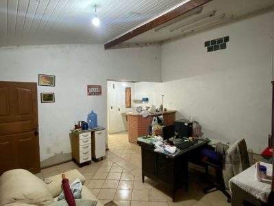 Casa à venda com 90m², 2 quartos, 4 vagas no bairro Ipanema em Porto Alegre - Foto 5