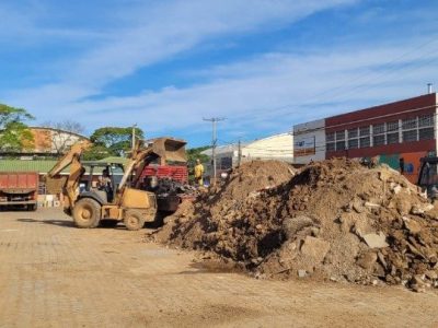 Depósito/Pavilhão à venda com 324m² no bairro Navegantes em Porto Alegre - Foto 6