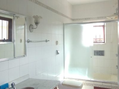 Casa à venda com 206m², 5 quartos, 1 suíte, 4 vagas no bairro Santa Tereza em Porto Alegre - Foto 23