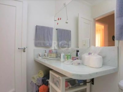 Apartamento à venda com 75m², 2 quartos no bairro Rio Branco em Porto Alegre - Foto 11