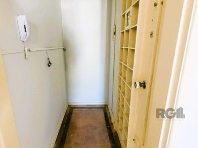 Apartamento à venda com 75m², 2 quartos no bairro Cidade Baixa em Porto Alegre - Foto 2