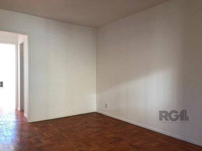 Apartamento à venda com 61m², 2 quartos, 2 vagas no bairro Menino Deus em Porto Alegre - Foto 4