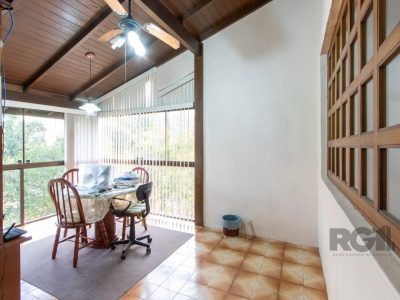 Casa à venda com 364m², 4 quartos, 1 suíte, 5 vagas no bairro Cristal em Porto Alegre - Foto 49