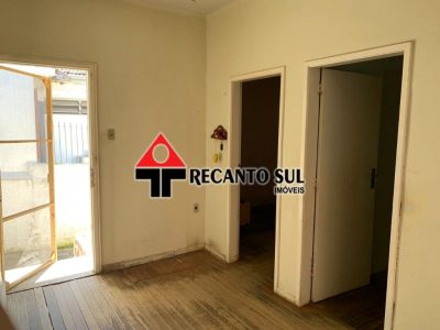 Casa à venda com 200m², 3 quartos, 6 vagas no bairro Petrópolis em Porto Alegre - Foto 4