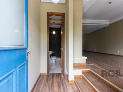 Casa à venda com 297m², 4 quartos, 2 suítes, 3 vagas no bairro Tristeza em Porto Alegre - Foto 10