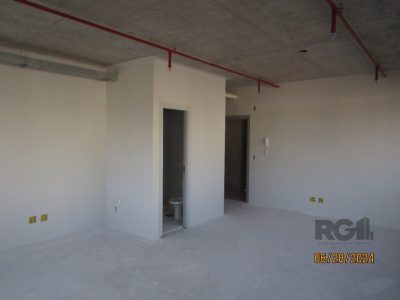 Conjunto/Sala à venda com 39m², 1 vaga no bairro Floresta em Porto Alegre - Foto 13