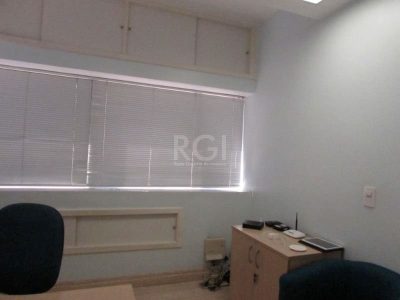 Conjunto/Sala à venda com 40m², 1 vaga no bairro Higienópolis em Porto Alegre - Foto 6