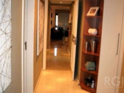 Apartamento à venda com 156m², 3 quartos, 3 suítes, 3 vagas no bairro Bela Vista em Porto Alegre - Foto 22