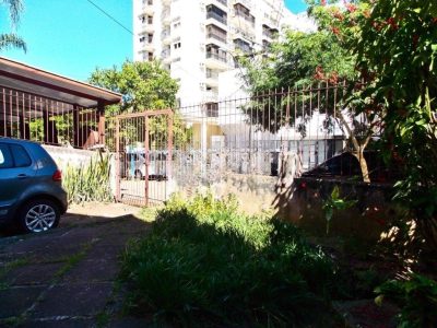 Casa à venda com 138m², 3 quartos no bairro Menino Deus em Porto Alegre - Foto 2