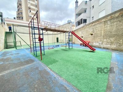 Apartamento à venda com 57m², 2 quartos, 1 vaga no bairro Menino Deus em Porto Alegre - Foto 8