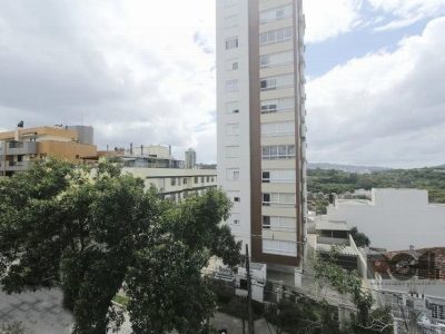 Apartamento à venda com 79m², 2 quartos, 1 suíte no bairro Petrópolis em Porto Alegre - Foto 17