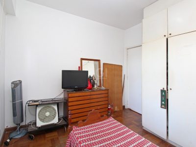 Apartamento à venda com 144m², 3 quartos, 1 suíte, 1 vaga no bairro Centro Histórico em Porto Alegre - Foto 17