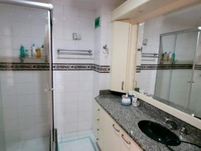 Casa Condominio à venda com 301m², 4 quartos, 1 suíte, 2 vagas no bairro Chácara das Pedras em Porto Alegre - Foto 31