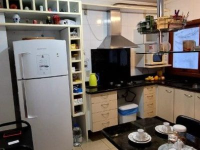 Casa Condominio à venda com 301m², 4 quartos, 1 suíte, 2 vagas no bairro Chácara das Pedras em Porto Alegre - Foto 13