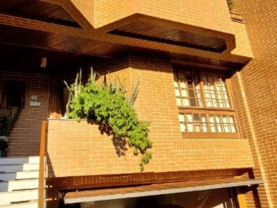 Casa Condominio à venda com 301m², 4 quartos, 1 suíte, 2 vagas no bairro Chácara das Pedras em Porto Alegre - Foto 44