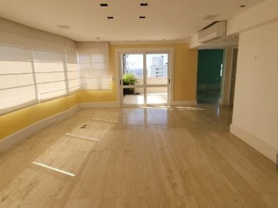 Cobertura à venda com 278m², 2 quartos, 2 suítes, 4 vagas no bairro Auxiliadora em Porto Alegre - Foto 21