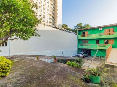 Casa à venda com 242m², 5 quartos, 6 vagas no bairro Cristo Redentor em Porto Alegre - Foto 25