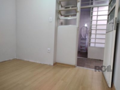 Apartamento à venda com 87m², 2 quartos, 1 suíte no bairro Petrópolis em Porto Alegre - Foto 13