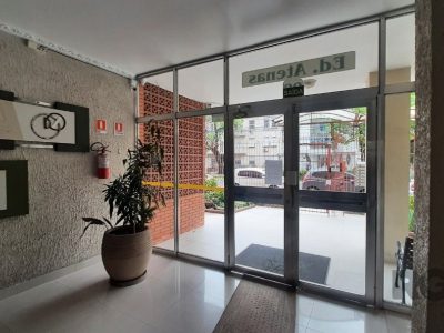 Apartamento à venda com 129m², 3 quartos, 1 suíte, 1 vaga no bairro Santana em Porto Alegre - Foto 6