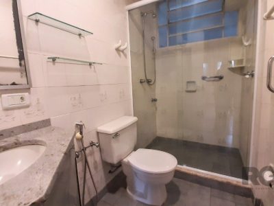 Apartamento à venda com 129m², 3 quartos, 1 suíte, 1 vaga no bairro Santana em Porto Alegre - Foto 16