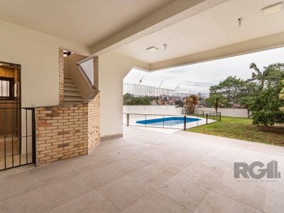 Casa à venda com 484m², 4 quartos, 2 suítes, 8 vagas no bairro Chácara das Pedras em Porto Alegre - Foto 60