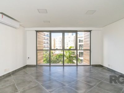 Conjunto/Sala à venda com 33m² no bairro Tristeza em Porto Alegre - Foto 2