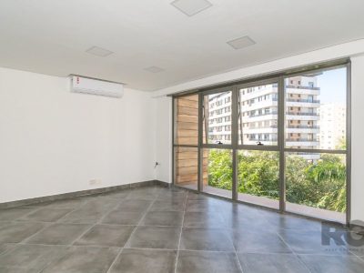 Conjunto/Sala à venda com 33m² no bairro Tristeza em Porto Alegre - Foto 3