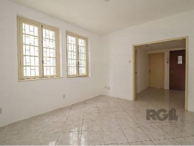 Apartamento à venda com 75m², 2 quartos no bairro Rio Branco em Porto Alegre - Foto 2