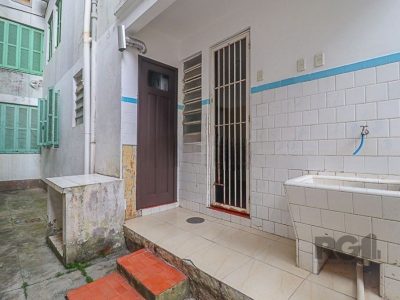 Apartamento à venda com 75m², 2 quartos no bairro Rio Branco em Porto Alegre - Foto 14