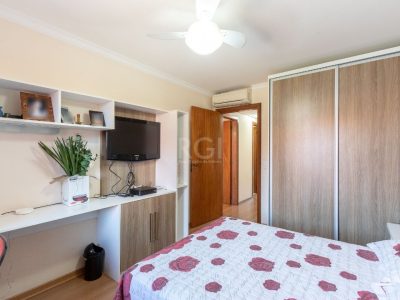 Casa Condominio à venda com 286m², 4 quartos, 2 suítes, 2 vagas no bairro Cristal em Porto Alegre - Foto 24