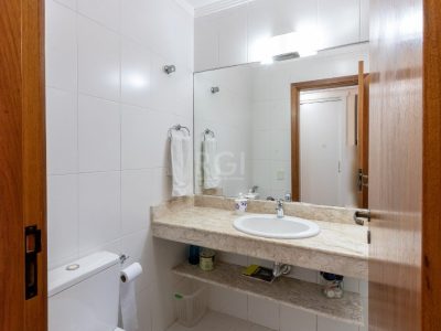 Casa Condominio à venda com 286m², 4 quartos, 2 suítes, 2 vagas no bairro Cristal em Porto Alegre - Foto 35