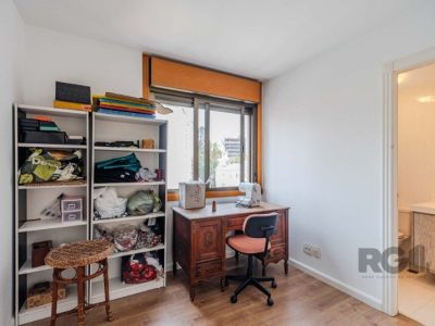 Apartamento à venda com 161m², 3 quartos, 3 suítes, 3 vagas no bairro Moinhos de Vento em Porto Alegre - Foto 43