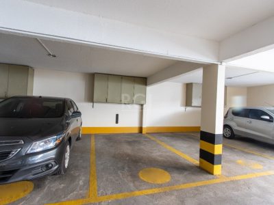 Apartamento à venda com 103m², 3 quartos, 1 suíte, 2 vagas no bairro Menino Deus em Porto Alegre - Foto 55