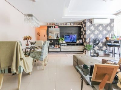 Apartamento à venda com 198m², 3 quartos, 1 suíte, 2 vagas no bairro Boa Vista em Porto Alegre - Foto 2