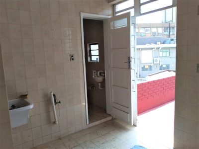 Casa à venda com 124m², 3 quartos, 2 suítes no bairro Santana em Porto Alegre - Foto 20