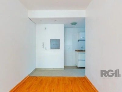 Apartamento à venda com 71m², 2 quartos, 1 suíte, 1 vaga no bairro Higienópolis em Porto Alegre - Foto 6